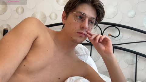 Chris online show from February 2025 09:53:02 AM