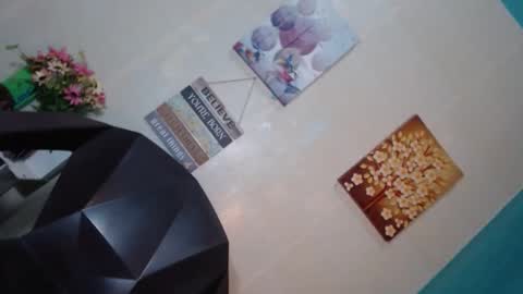 Mauie  online show from January 2025 05:13:01 PM