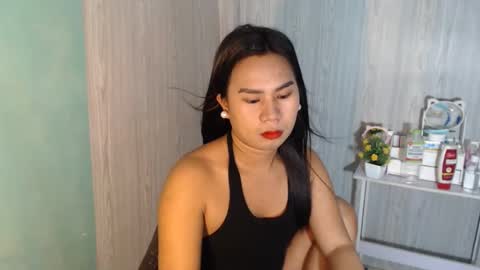 Mauie  online show from December 2025 11:00:02 PM