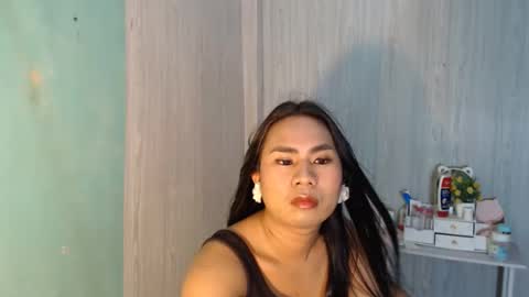 Mauie  online show from May 2026 12:40:02 AM