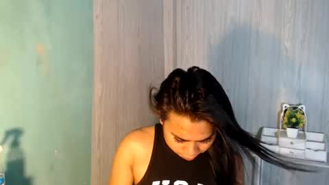 Snapshot of yourhottie_winxxx chatting on July 2026 02:13:02 AM Mauie online show from July 2026 02:13:02 AM