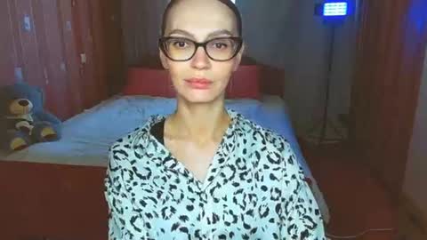 Snapshot of yourladysunshine chatting on June 2026 07:28:01 AM Ksyusha online show from June 2026 07:28:01 AM