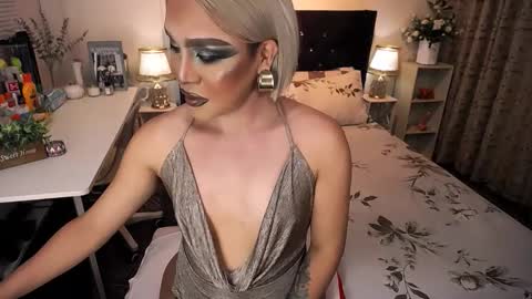 --               online show from December 2025 07:03:01 AM