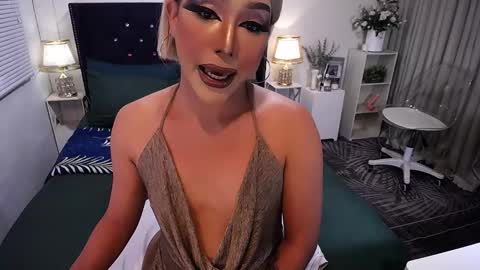 Snapshot of yourlivingonurdream chatting on February 2026 08:22:02 AM -- online show from February 2026 08:22:02 AM