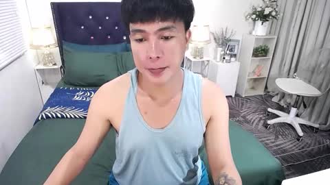 Snapshot of yourlivingonurdream chatting on February 2026 07:06:02 AM -- online show from February 2026 07:06:02 AM