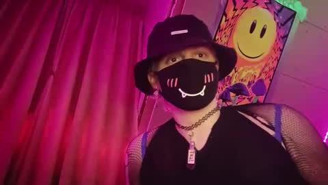 Snapshot of yourlocalfemboy20 chatting on February 2026 06:06:02 AM yourlocalfemboy20 online show from February 2026 06:06:02 AM