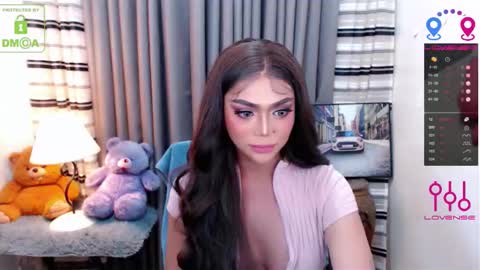 CHARLOTTE online show from October 2025 09:01:01 PM