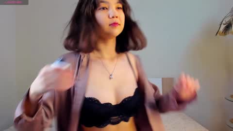 yourmaylien online show from December 2024 08:07:02 AM