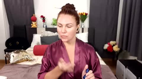 yourmysterycharm online show from October 2025 11:54:01 AM