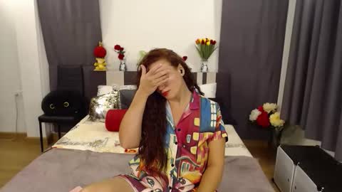 yourmysterycharm online show from October 2025 04:18:01 PM