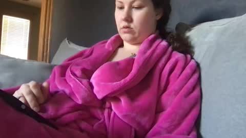 yournewbigmama online show from February 2025 05:44:01 PM