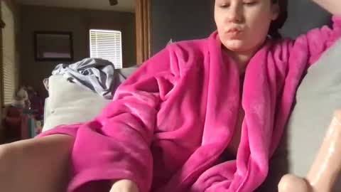 yournewbigmama online show from February 2025 05:06:01 PM