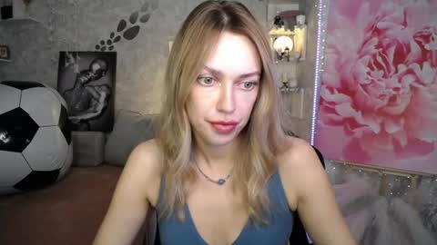 Snapshot of yournickyadamidi chatting on July 2026 04:23:01 PM Nicky online show from July 2026 04:23:01 PM