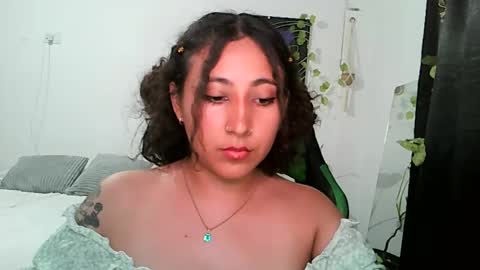 Snapshot of yourownerserena chatting on January 2025 05:14:02 AM Serena online show from January 2025 05:14:02 AM