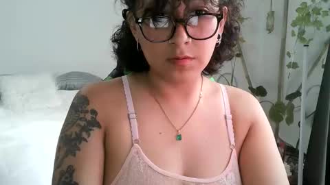 Snapshot of yourownerserena chatting on November 2025 08:09:01 PM Serena online show from November 2025 08:09:01 PM