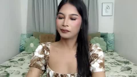 yourprettybella_ts online show from January 2026 06:42:02 PM