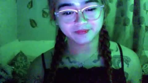 Snapshot of yourprincessthea chatting on March 2026 05:48:02 PM yourprincessthea online show from March 2026 05:48:02 PM