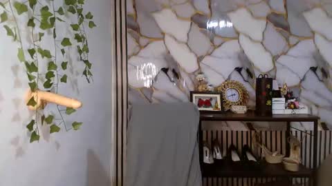 Snapshot of yourqueen_kaye chatting on February 2026 03:23:01 PM kaye online show from February 2026 03:23:01 PM