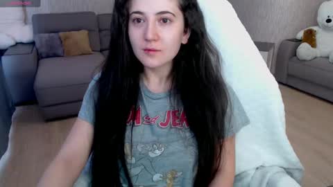 Yourr Muse online show from February 2025 05:11:02 AM