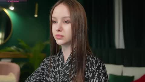 Snapshot of yours_fetish_mary chatting on April 2026 04:10:02 AM yours fetish mary online show from April 2026 04:10:02 AM