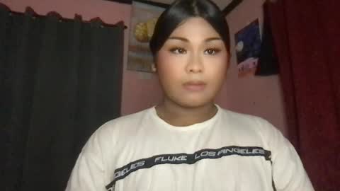 yourseductivecrixtin online show from June 2026 04:44:01 PM