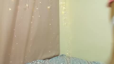 Lina and roberth online show from October 2025 06:42:02 AM