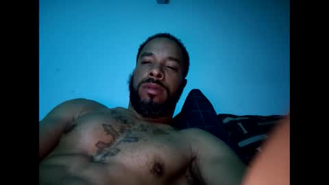 Snapshot of yoursexydaddy79 chatting on November 2025 12:47:01 AM mother fucker online show from November 2025 12:47:01 AM