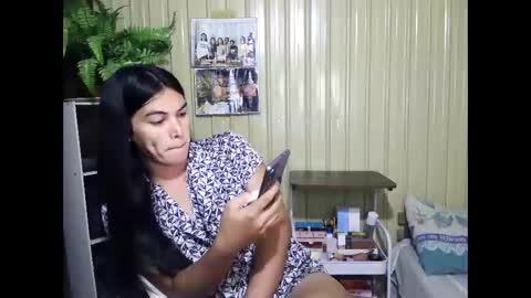 Snapshot of yoursubmissive_larah chatting on May 2026 01:54:02 PM yoursubmissive_larah online show from May 2026 01:54:02 PM