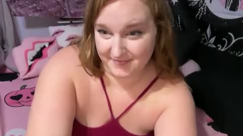 yourthickgingergoddess online show from September 2025 01:28:01 AM