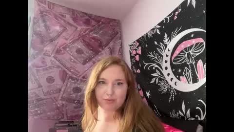yourthickgingergoddess online show from December 2025 06:06:01 PM