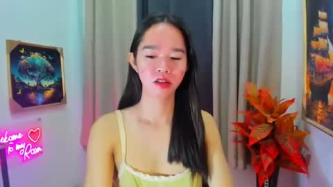 yourtinybunny online show from March 2026 10:53:01 AM