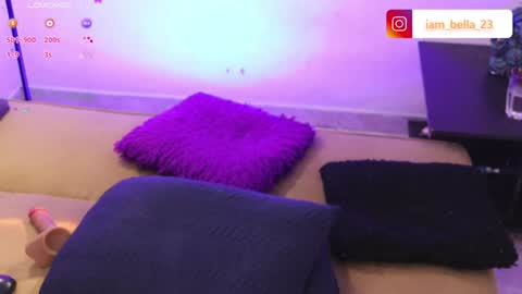 Bella- Independert Model online show from February 2025 07:52:02 PM