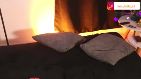 Bella- Independert Model online show from March 2026 06:18:02 PM