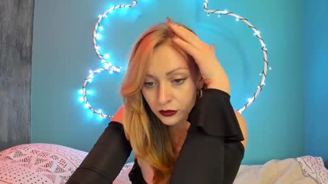 YourVenus00 -Follow my OF online show from February 2025 09:02:01 PM