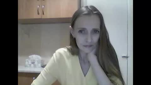 Snapshot of youur_light chatting on April 2026 09:01:01 PM Youur light online show from April 2026 09:01:01 PM