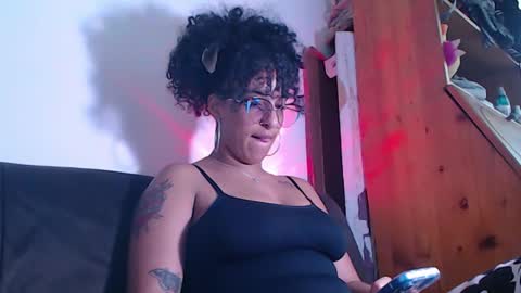 elizabeth  ju   online show from February 2026 09:44:01 PM