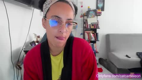 Snapshot of youwishtobeme chatting on March 2026 01:49:02 PM elizabeth ju online show from March 2026 01:49:02 PM