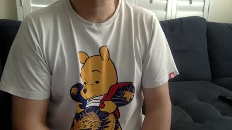 Snapshot of yque2 chatting on January 2025 06:05:01 PM yque online show from January 2025 06:05:01 PM