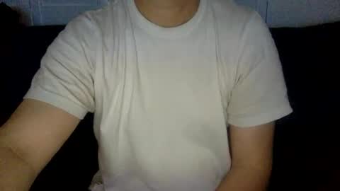 Snapshot of yque2 chatting on December 2025 03:50:01 PM yque online show from December 2025 03:50:01 PM