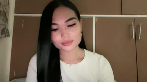 yrdrmgrl_jennie26 online show from December 2025 06:16:01 PM