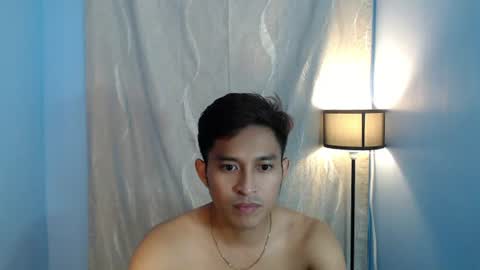 Snapshot of ytleo chatting on July 2026 04:32:01 PM ytleo online show from July 2026 04:32:01 PM