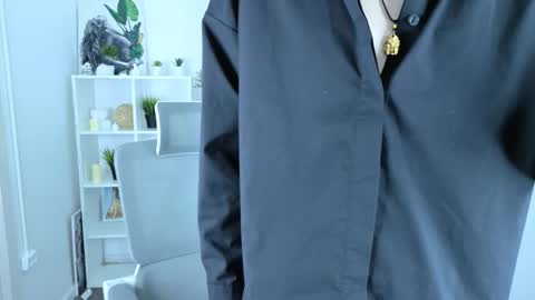 Yugo online show from December 2025 08:50:02 PM