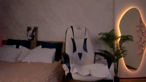 Yuki online show from June 2026 01:45:02 PM