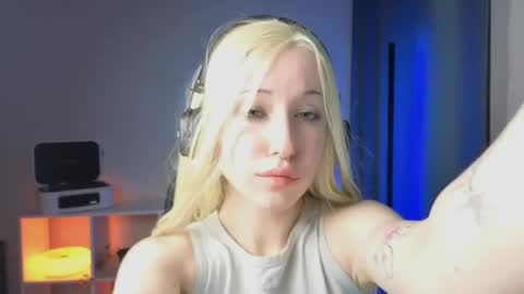 Snapshot of yukimisa chatting on April 2026 09:12:02 PM Misa online show from April 2026 09:12:02 PM