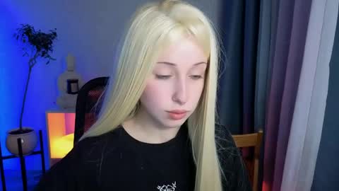 Snapshot of yukimisa chatting on April 2026 06:01:01 PM Misa online show from April 2026 06:01:01 PM