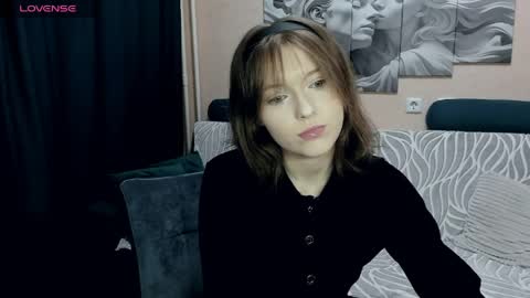 YukiShine online show from April 2026 03:39:02 PM