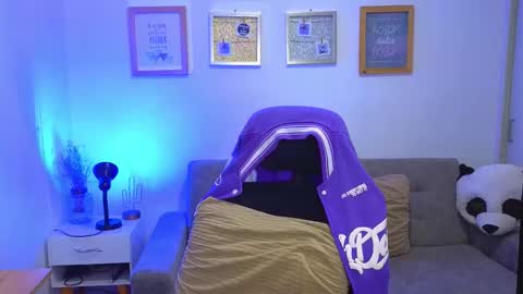 yulian_vasquez online show from December 2025 12:25:01 PM