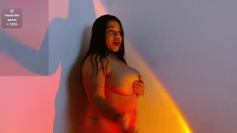 Snapshot of yulissa18 chatting on November 2025 03:08:02 AM Yuli and SaraIndependent model online show from November 2025 03:08:02 AM