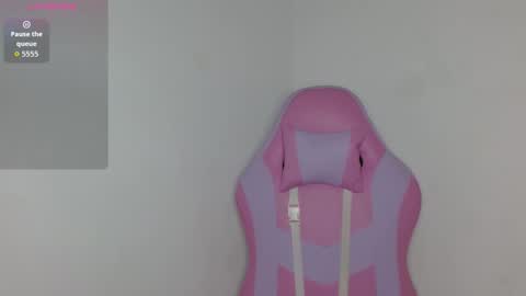 Snapshot of yulissa18 chatting on December 2025 03:44:01 AM Yuli and SaraIndependent model online show from December 2025 03:44:01 AM