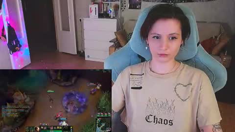 Kris online show from February 2025 08:02:02 PM